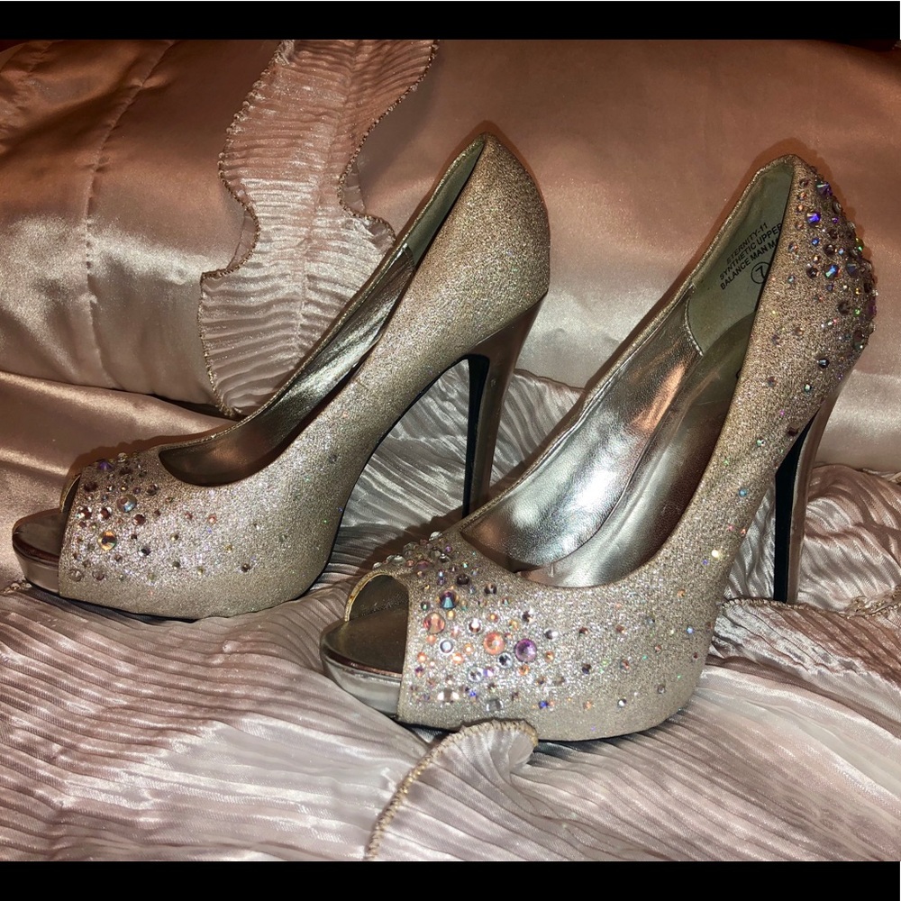 Silver Rhinestoned High Heels